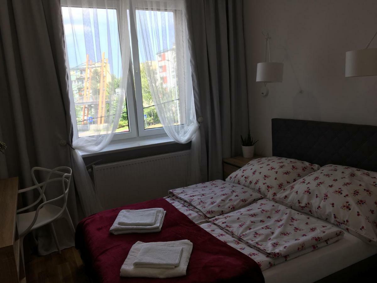 Family & Business Elegant Apartments Ul Astronautow Centrum Downtown - 3 Bedroom, Parking Kielce Esterno foto