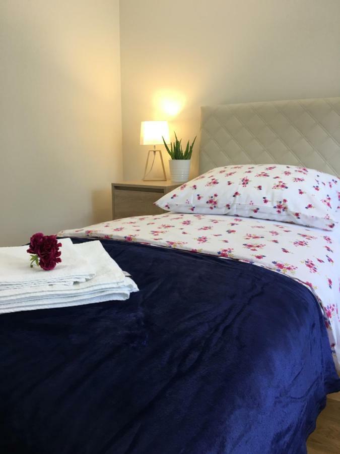 Family & Business Elegant Apartments Ul Astronautow Centrum Downtown - 3 Bedroom, Parking Kielce Esterno foto