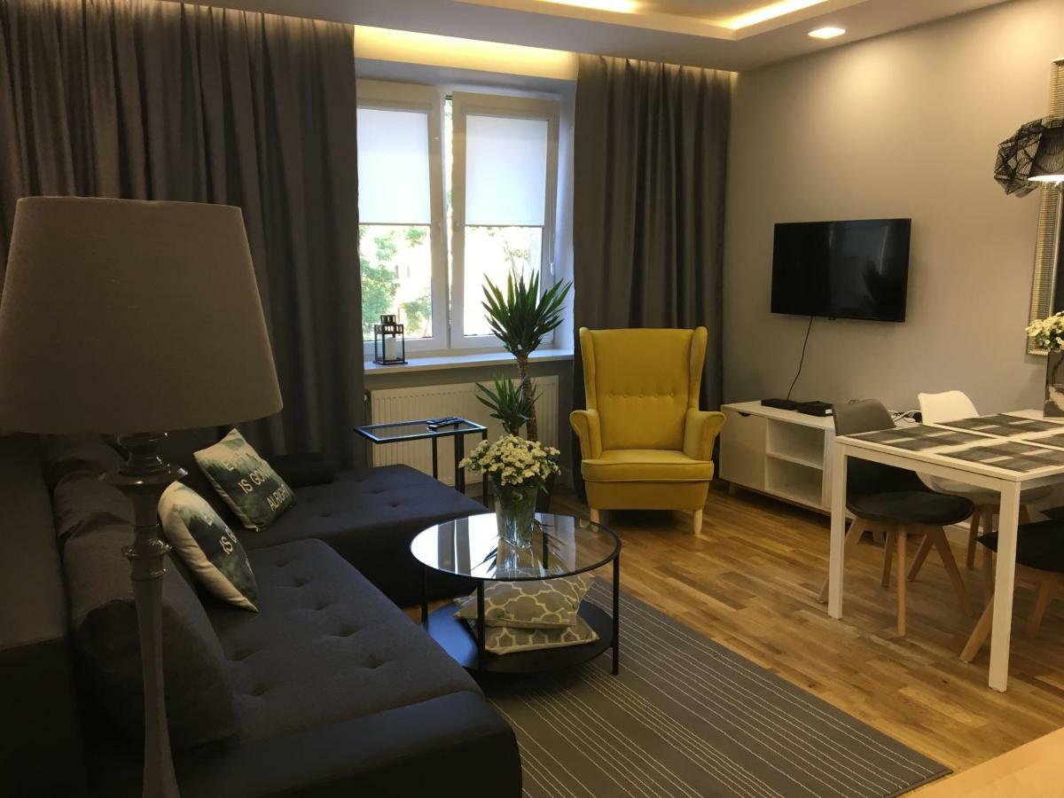 Family & Business Elegant Apartments Ul Astronautow Centrum Downtown - 3 Bedroom, Parking Kielce Esterno foto